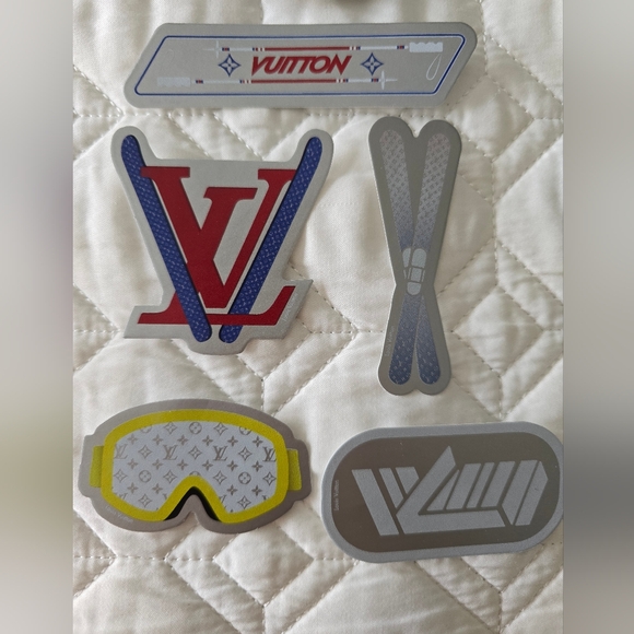 Authentic Limited Edition Louis Vuitton Ski Snowboard Stickers Courcheval Blanc - Picture 2 of 5